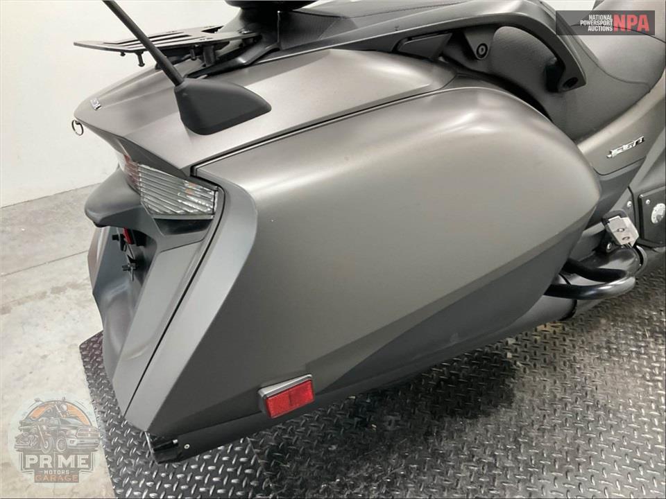 2016 Honda GL1800BDG GOLDWING F6B DELUXE — фото 15