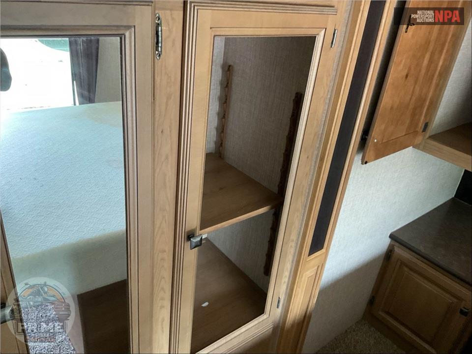 2016 Crossroads Rv M-305 RS - CRUISER FIFTH WHEEL SERIES — фото 39