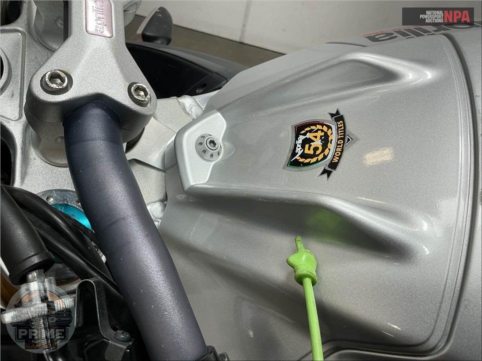 2016 Aprilia TUONO V4 1100 RR FACTORY ABS — фото 19