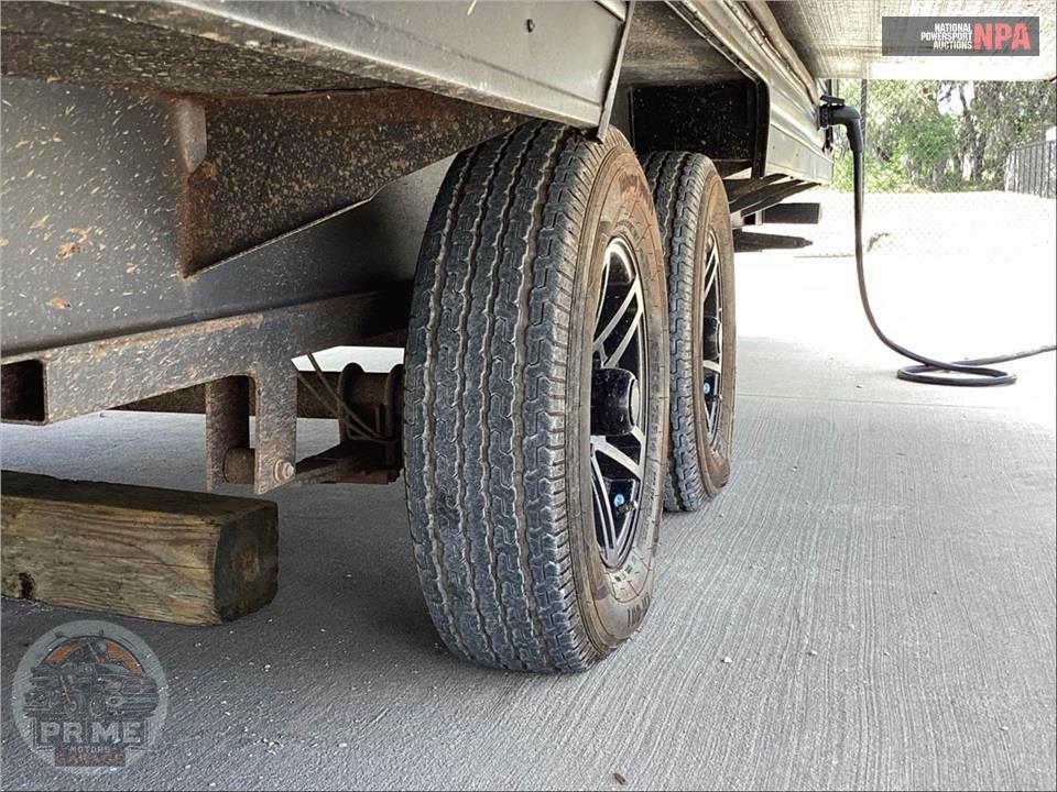2022 Cherokee By Forest River M-29BRB - GREY WOLF FIFTH WHEEL SERIES — фото 40