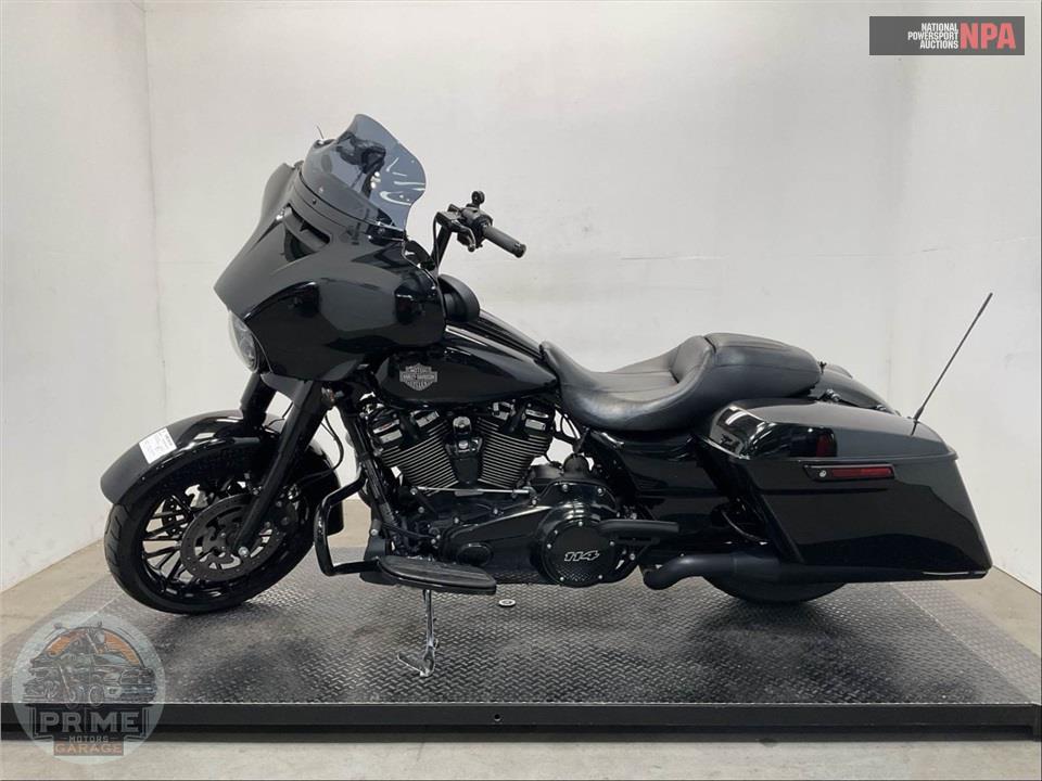 2022 Harley-Davidson FLHXS STREET GLIDE SPECIAL — фото 3