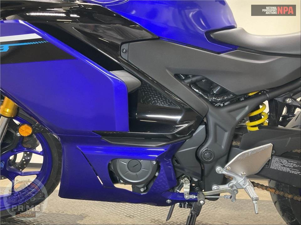 2025 Yamaha YZF-R3 — фото 7