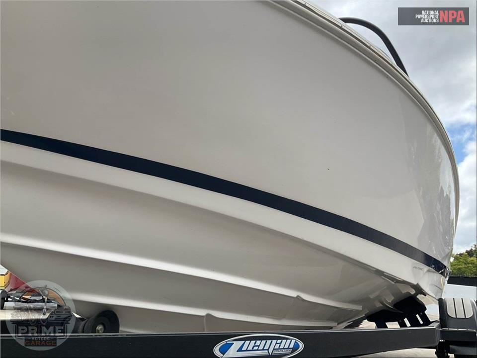 2018 Regal Marine 1900 ES L=20 E=1 HP=200 VOLVO SD — фото 15