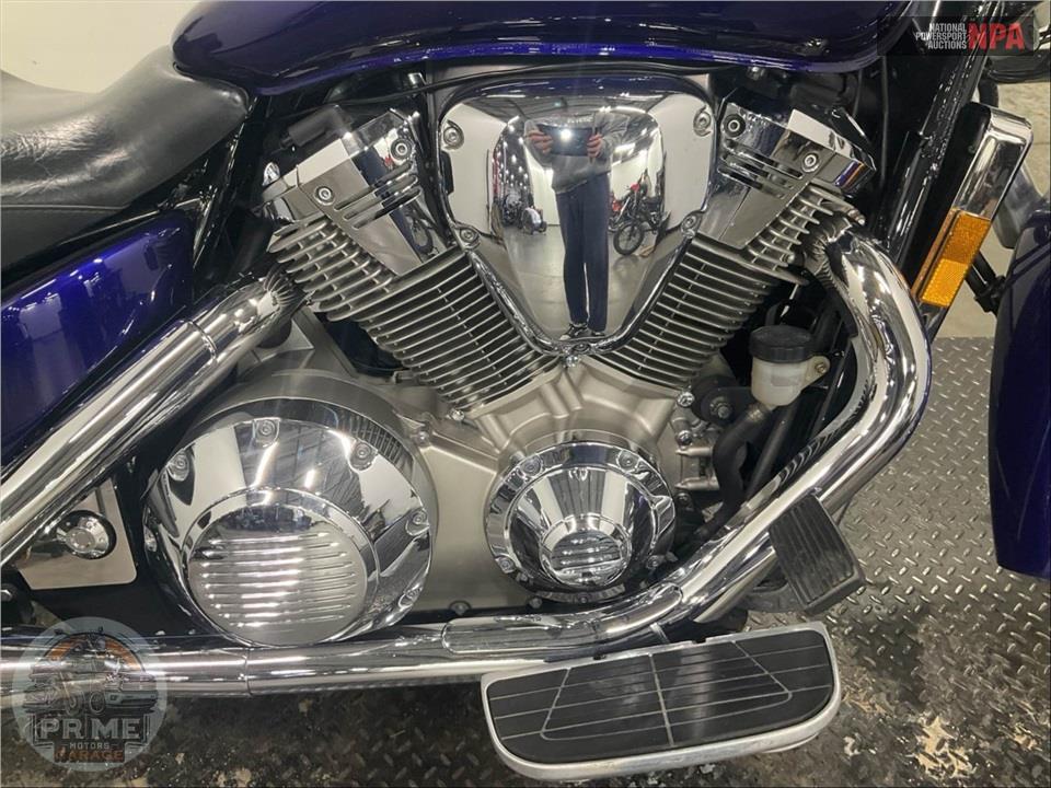 2002 Honda VTX1800S2 RETRO SPOKE — фото 6