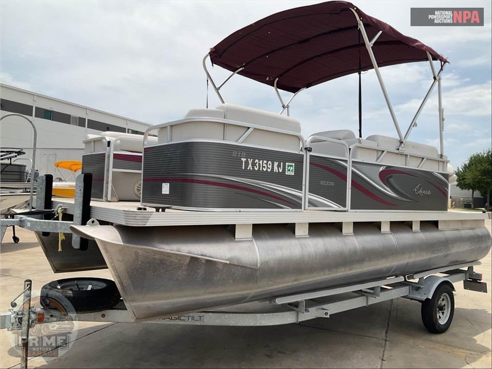 2021 Apex Marine 818 CTR FISHTAIL QWEST EDGE SERIES L=19/E=1 50HP EVINRUDE OB — фото 2