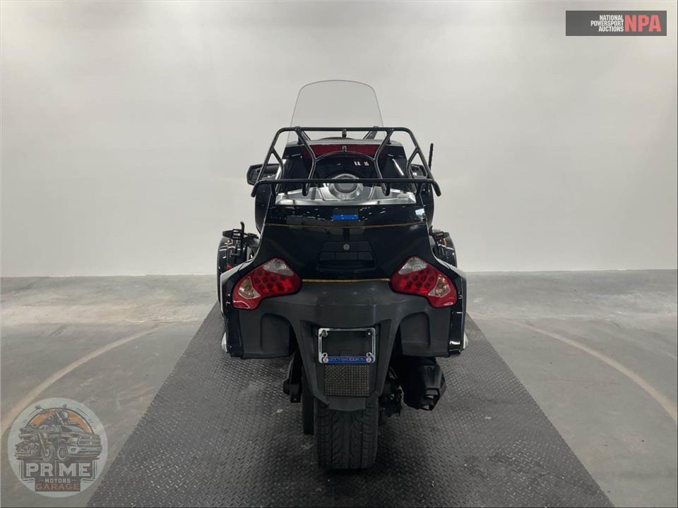 2014 Can-Am SPYDER RT-S SE6 — фото 4