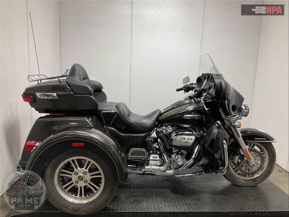 2020 Harley-Davidson FLHTCUTG TRI GLIDE ULTRA — фото 1