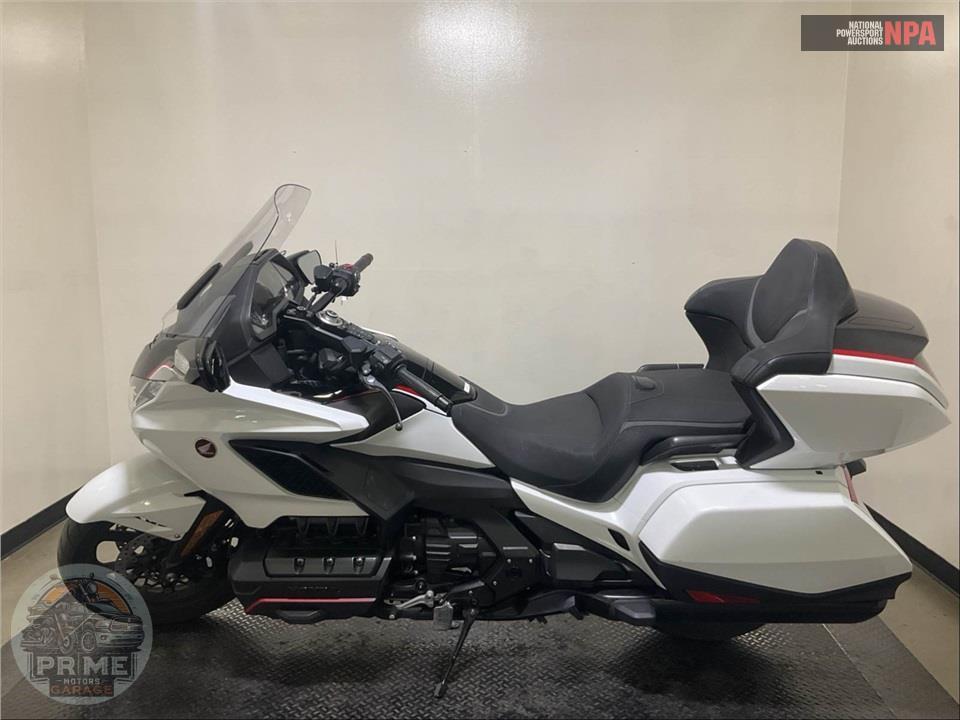 2024 Honda GL1800 GOLDWING TOUR — фото 3