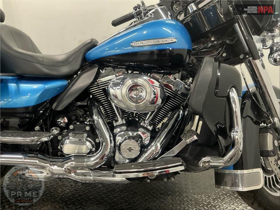 2011 Harley-Davidson FLHTK ELECTRA GLIDE UL LI — фото 6