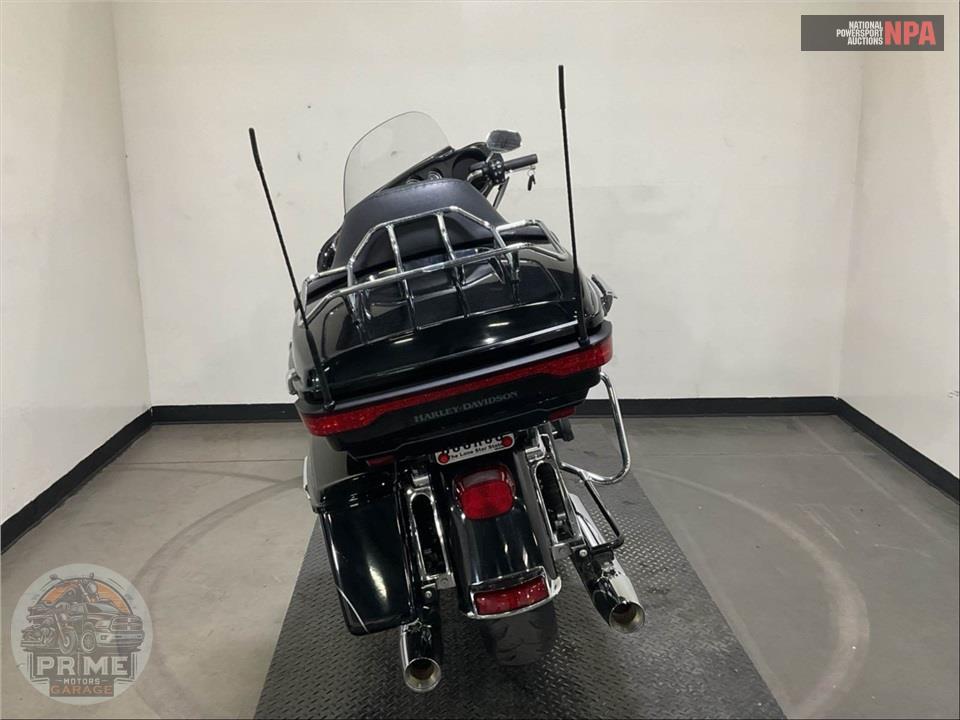2014 Harley-Davidson FLHTK ELECTRA GLIDE ULTRA LIMITED — фото 4