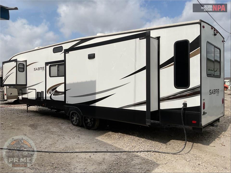 2022 Sabre By Forest River M-36BHQ - FIFTH WHEEL SERIES — фото 3