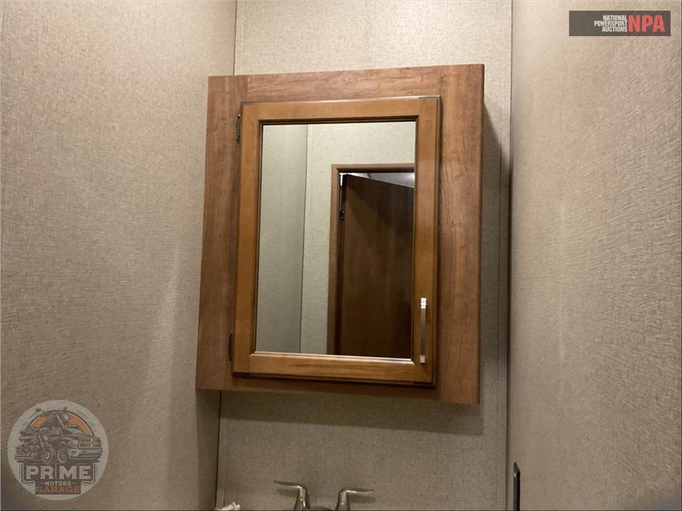 2018 Keystone Rv M-367 BH - LAREDO FIFTH WHEEL SERIES — фото 19