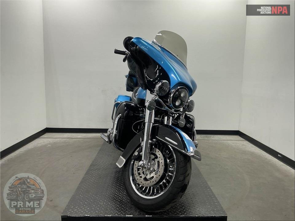 2011 Harley-Davidson FLHTK ELECTRA GLIDE UL LI — фото 2