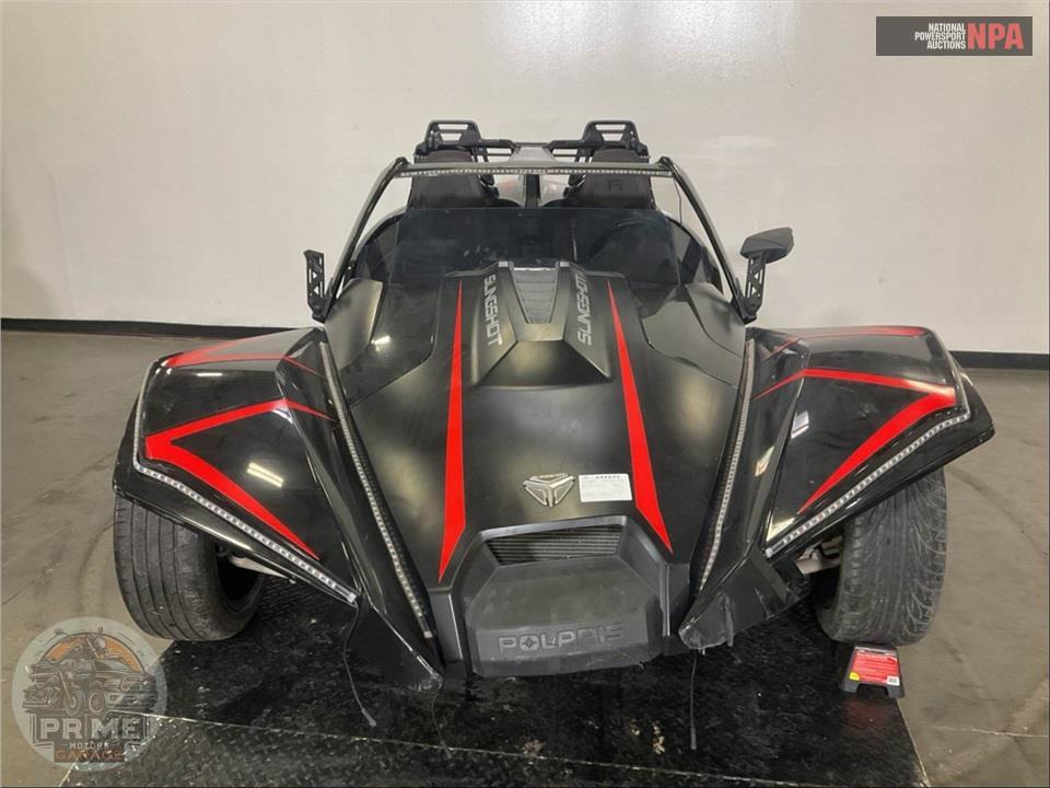 2020 Polaris SLINGSHOT R AUTODRIVE — фото 2