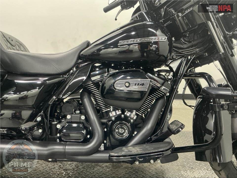 2020 Harley-Davidson FLHXS STREET GLIDE SPECIAL — фото 6
