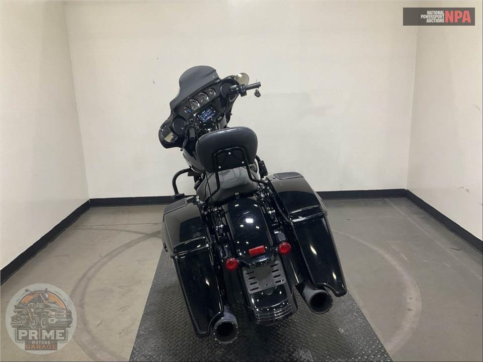 2019 Harley-Davidson FLHXS STREET GLIDE SPECIAL — фото 4