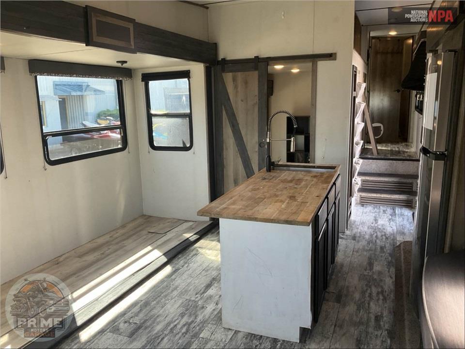2020 Keystone Rv M-3570 FWLFT - SPRINTER LIMITED FIFTH WHEEL SERIES — фото 9