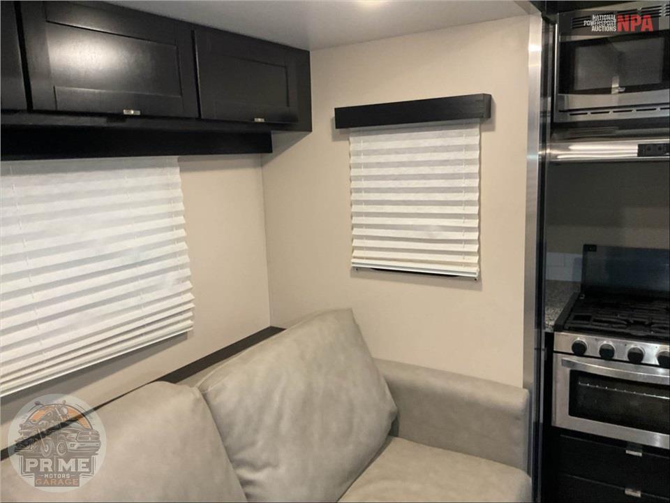 2020 Innovator Rv M-1317FK - SERIES — фото 9