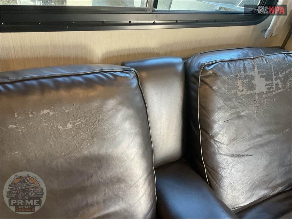 2019 Palomino By Forest River M-297RKC - COLUMBUS C-SERIES FIFTH WHEEL SERIES — фото 6