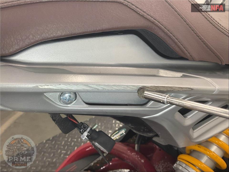2022 Indian Motorcycle FTR R CARBON — фото 15