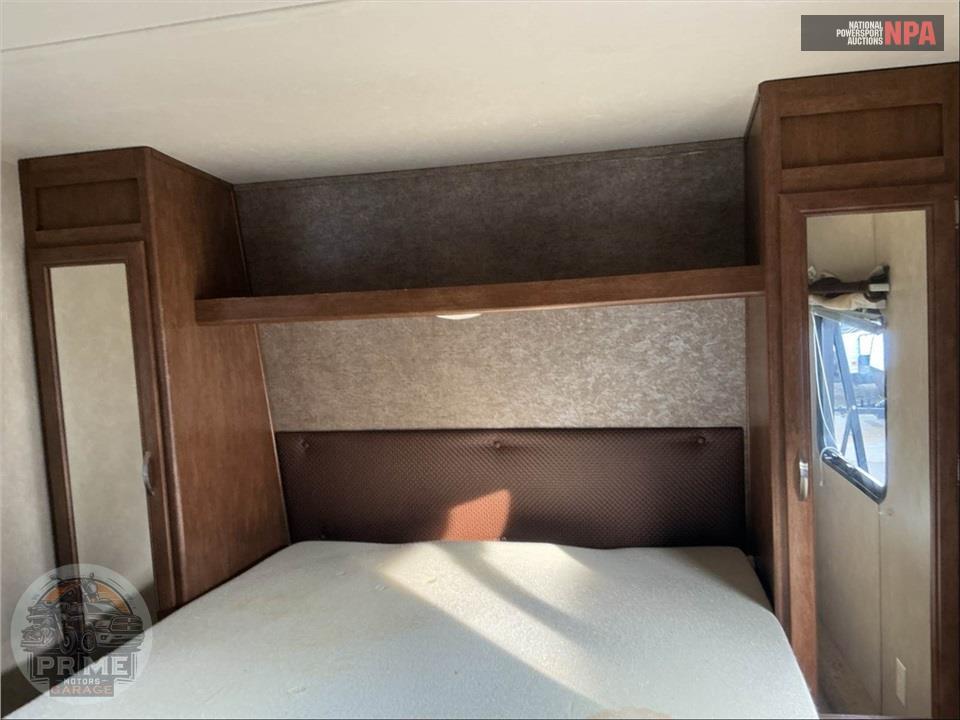 2017 Salem By Forest River M-26DDSS - FIFTH WHEEL SERIES — фото 17