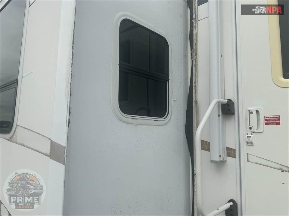 2010 Crossroads Rv M-32 CK - CRUISER FIFTH WHEEL SERIES — фото 39