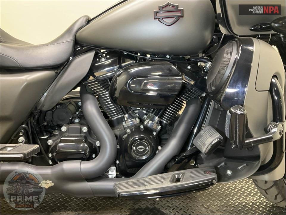 2019 Harley-Davidson FLTRXS ROAD GLIDE SPECIAL — фото 6
