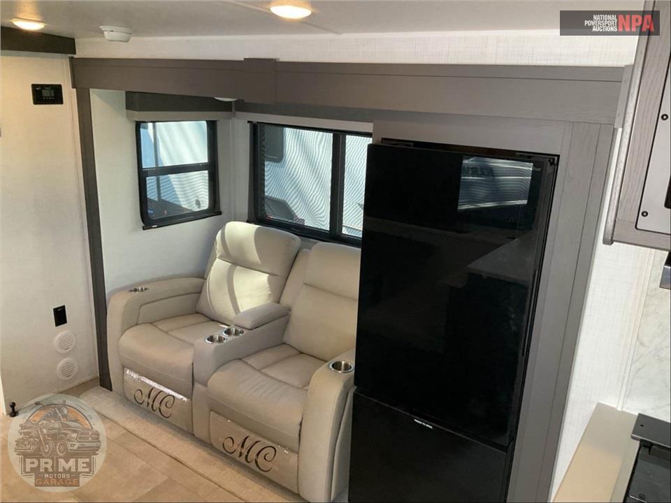 2025 Rockwood By Forest River M-2619FK - ULTRA LITE SERIES — фото 6