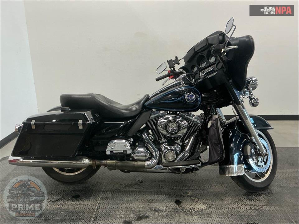 2013 Harley-Davidson FLHTP POLICE ELECTRA GLIDE — фото 1