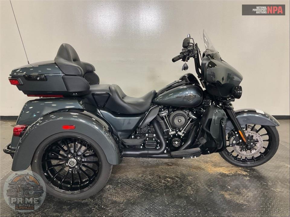 2025 Harley-Davidson FLHTCUTG TRI GLIDE ULTRA CLASSIC — фото 1