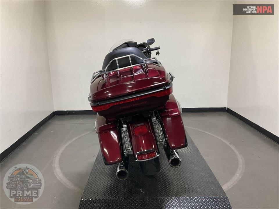 2015 Harley-Davidson FLHTK ELECTRA GLIDE ULTRA LIMITED — фото 4