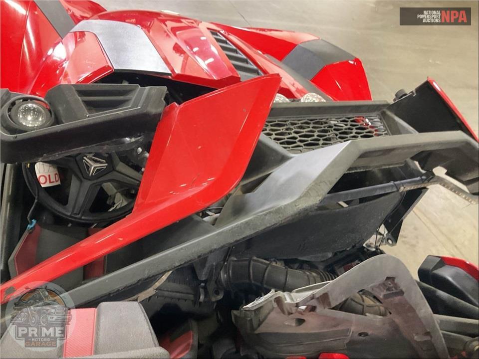 2015 Polaris SLINGSHOT SL — фото 29