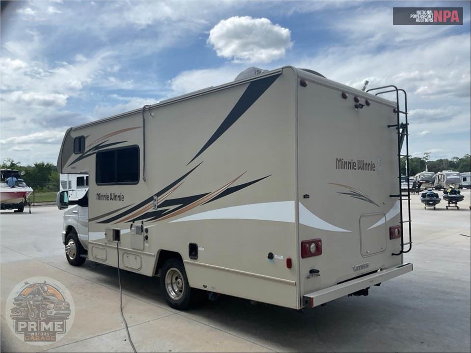 2018 Winnebago M-22R FORD - MINNIE WINNIE SERIES — фото 4