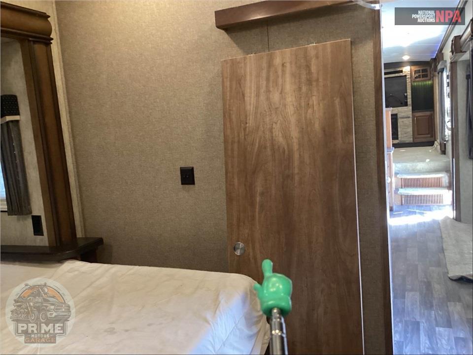 2016 Keystone Rv M-3711 FL - MONTANA FIFTH WHEEL SERIES — фото 21