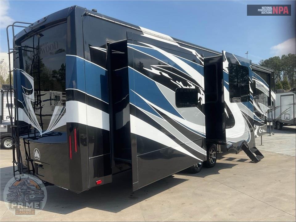 2021 Redwood Rv M-4001 LK - FIFTH WHEEL SERIES — фото 4