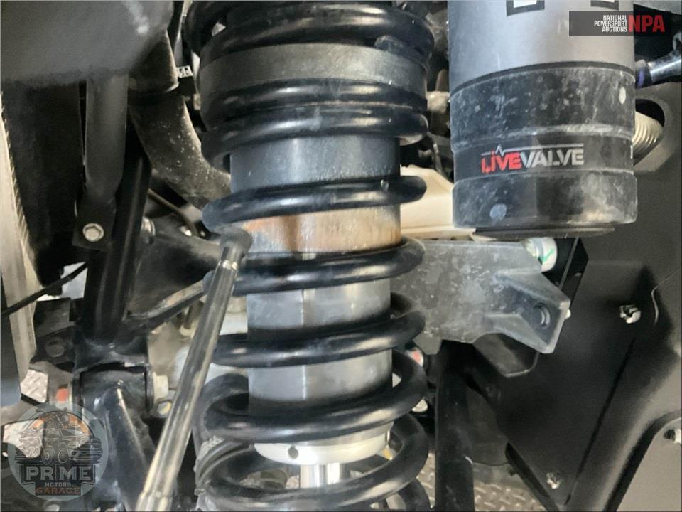 2022 Honda SXS1000X2 TALON 1000X FOX LIVE VALVE — фото 23