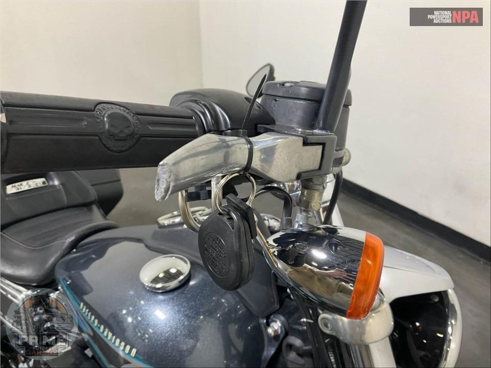 2015 Harley-Davidson FXDL DYNA LOW RIDER — фото 25