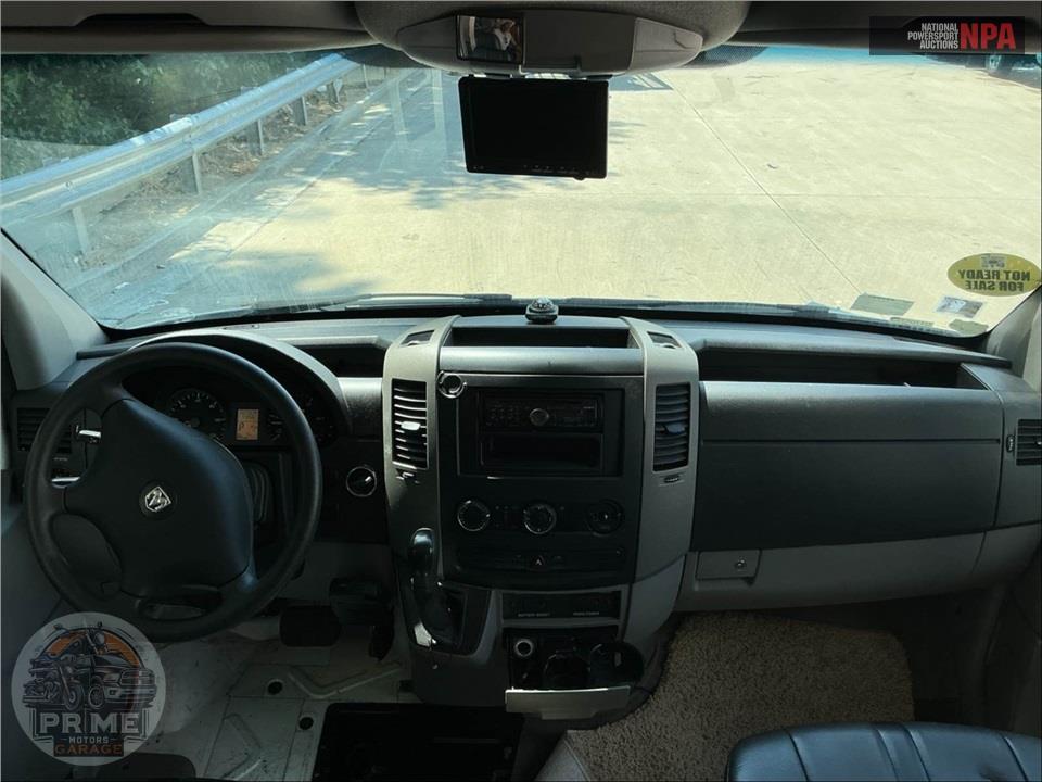 2008 Winnebago M-24H-DODGE SPRINTER DIESEL - VIEW SERIES — фото 24