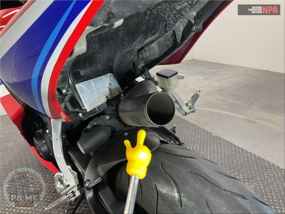 2022 Honda CBR600RR — фото 11