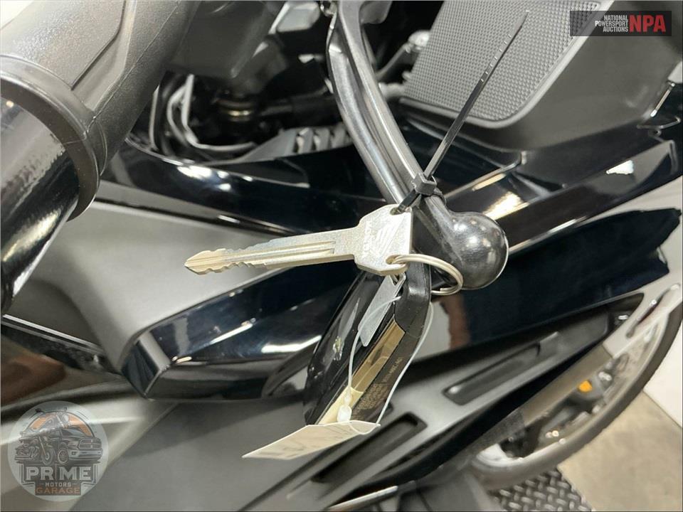 2023 Honda GL1800 GOLDWING TOUR — фото 9