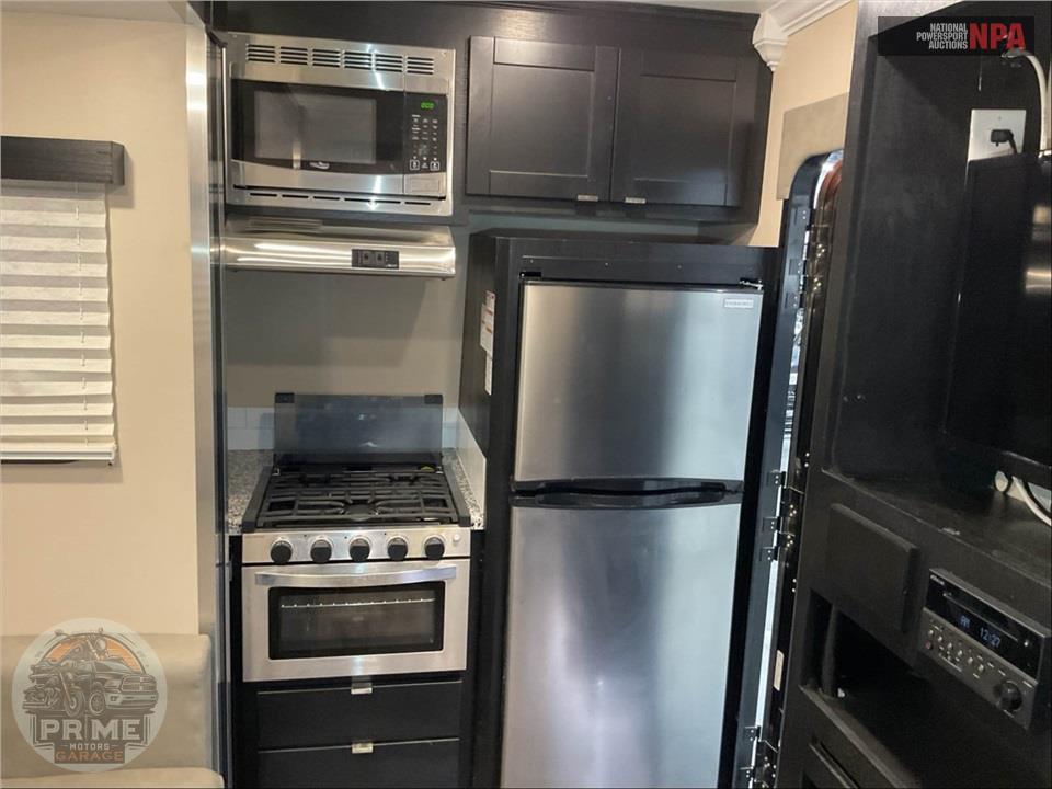 2020 Innovator Rv M-1317FK - SERIES — фото 19