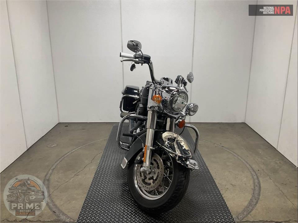 2012 Harley-Davidson FLHRC ROAD KING CLSC — фото 2