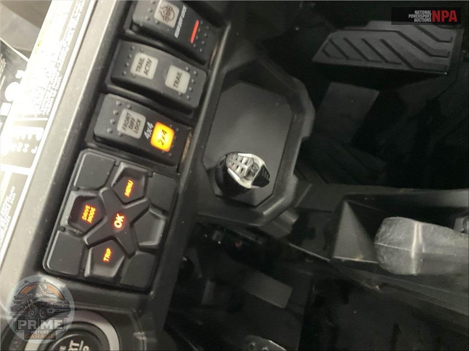 2025 Can-Am COMMANDER MAX XT-P 1000R — фото 7