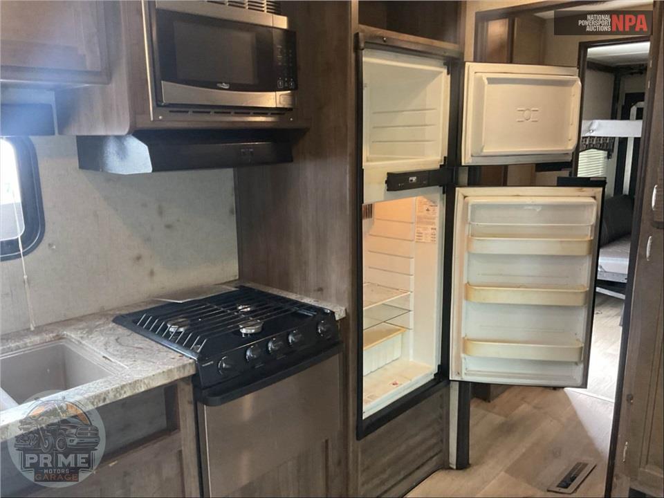 2018 Coleman By Dutchmen M-300TQ - LANTERN TOY HAULER SERIES — фото 26