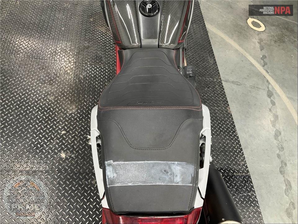 2022 Indian Motorcycle FTR R CARBON — фото 13