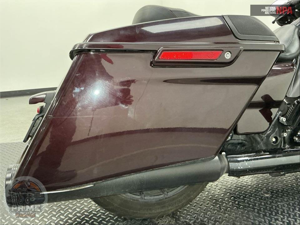 2019 Harley-Davidson FLHXSE CVO STREET GLIDE — фото 41