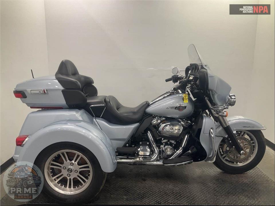 2023 Harley-Davidson FLHTCUTG TRI GLIDE ULTRA CLASSIC — фото 1