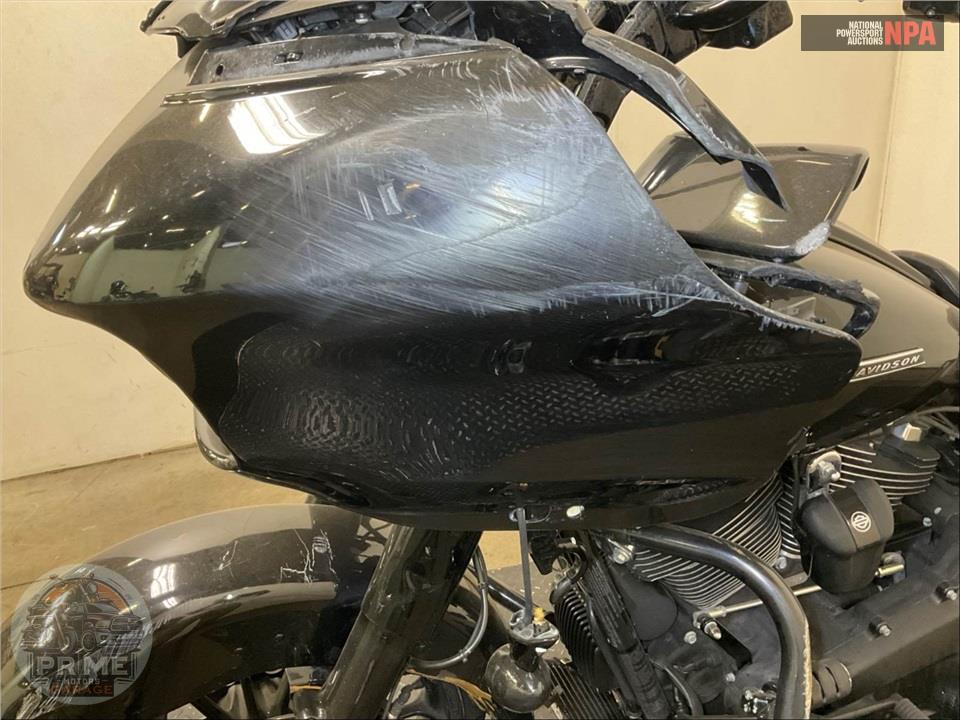 2019 Harley-Davidson FLTRXS ROAD GLIDE SPECIAL — фото 21