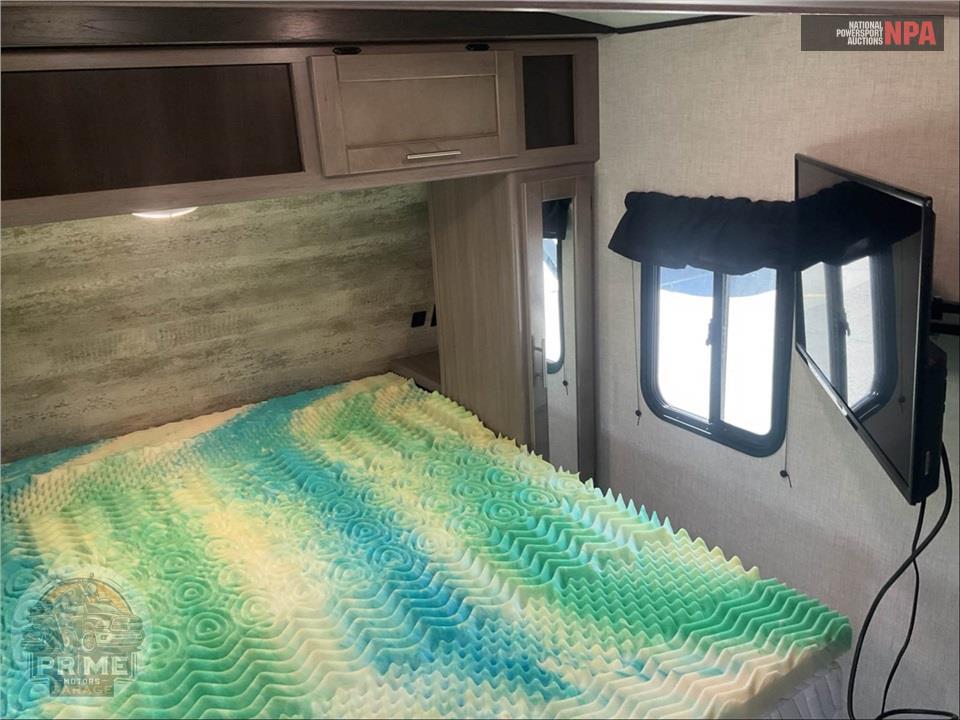 2021 Crossroads Rv M-253 RB - SUNSET TRAIL SUPER LITE SERIES — фото 12
