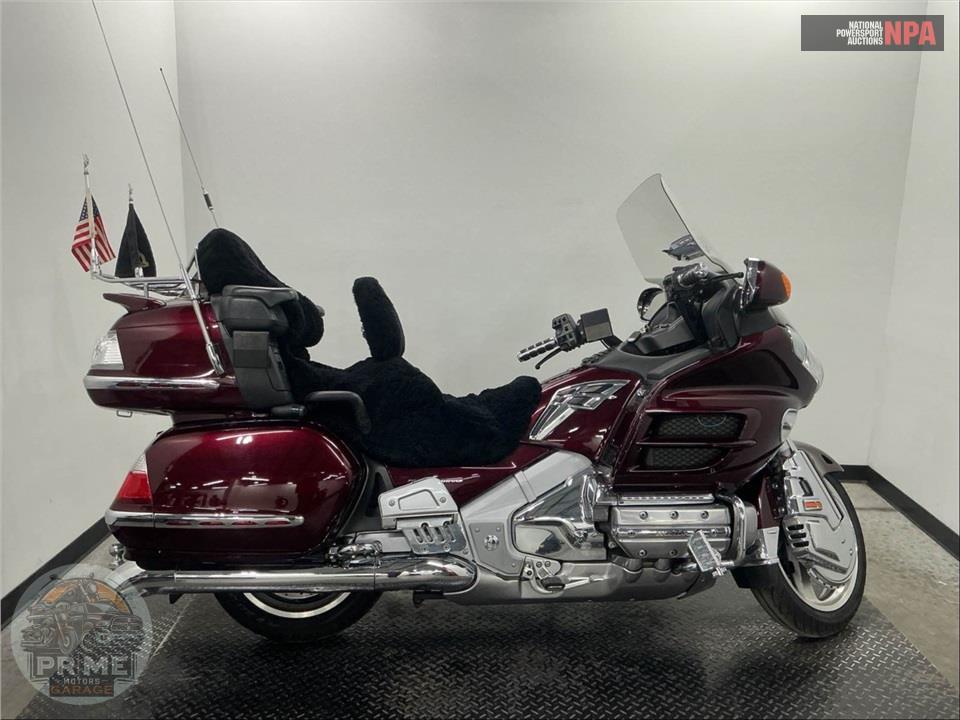 2008 Honda GL1800PM8 GOLDWING — фото 1